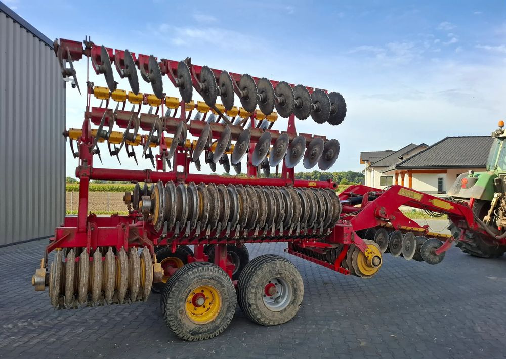 ال معدات حراثه Väderstad Carrier 820 2011 rok , Nowe Talerze , Nie Malowany , Stan Bardzo Dobry: صور 11 ال معدات حراثه Väderstad Carrier 820 2011 rok , Nowe Talerze , Nie Malowany , Stan Bardzo Dobry: صور 11