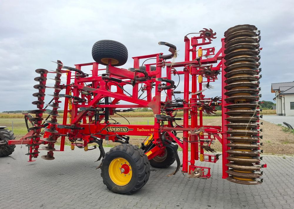 Väderstad TOPDOWN 600 2015 Rok, Nie Malowany , Stan Bardzo Dobry - ال معدات حراثه: صور 3 Väderstad TOPDOWN 600 2015 Rok, Nie Malowany , Stan Bardzo Dobry - ال معدات حراثه: صور 3