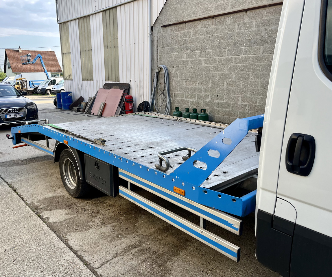 Iveco Daily 35-180 plateau dépannage dépanneuse porte voiture - الشاحنات الصغيرة المسطحة: صور 4 Iveco Daily 35-180 plateau dépannage dépanneuse porte voiture - الشاحنات الصغيرة المسطحة: صور 4