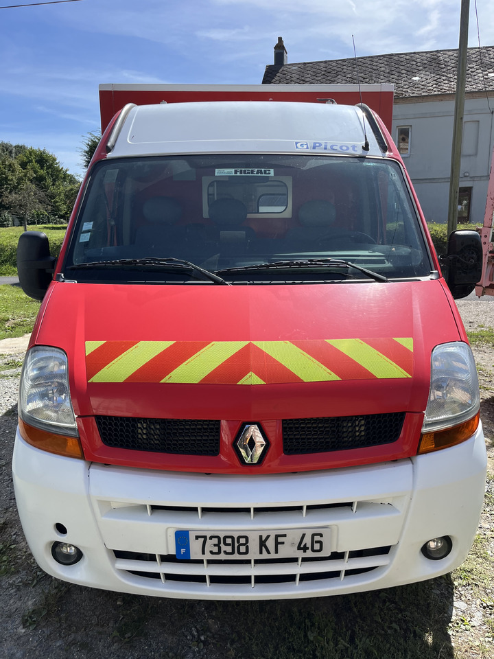RENAULT Master 2L5 dci120cv - سيارة إسعاف: صور 2 RENAULT Master 2L5 dci120cv - سيارة إسعاف: صور 2