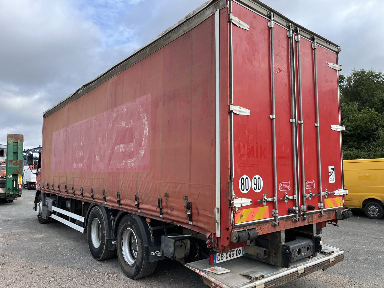 تأجير RENAULT Premium 320dci 6x2 plsc RENAULT Premium 320dci 6x2 plsc: صور 11