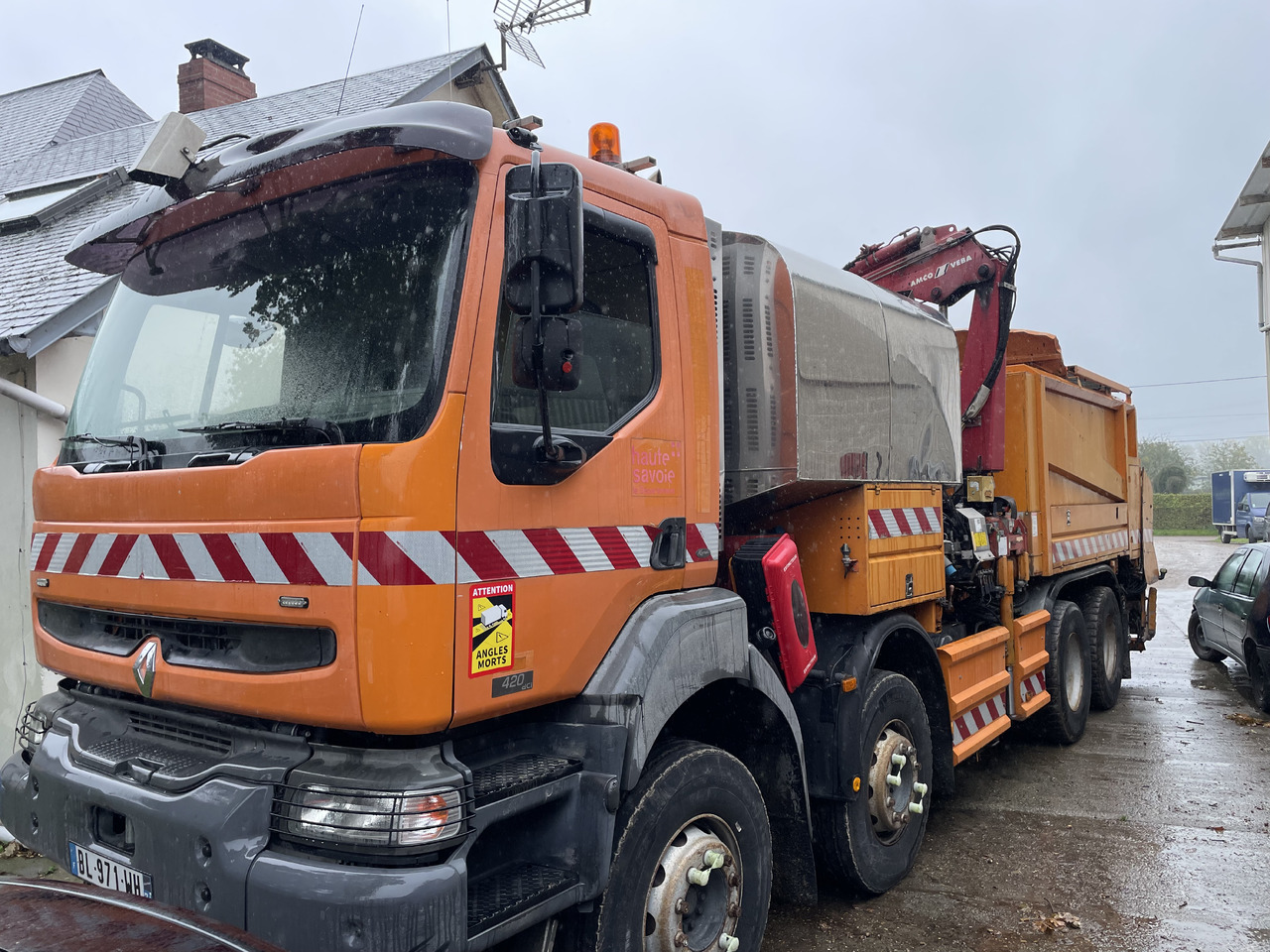 Renault Kerax 8x4 pata point a temps Mauguin - موزع الأسفلت: صور 2 Renault Kerax 8x4 pata point a temps Mauguin - موزع الأسفلت: صور 2