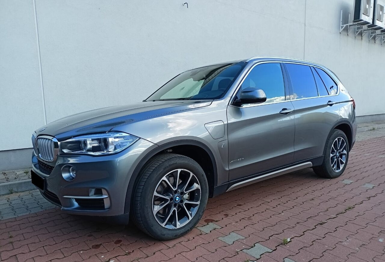 BMW X5 - سيارة دفع رباعي: صور 2 BMW X5 - سيارة دفع رباعي: صور 2