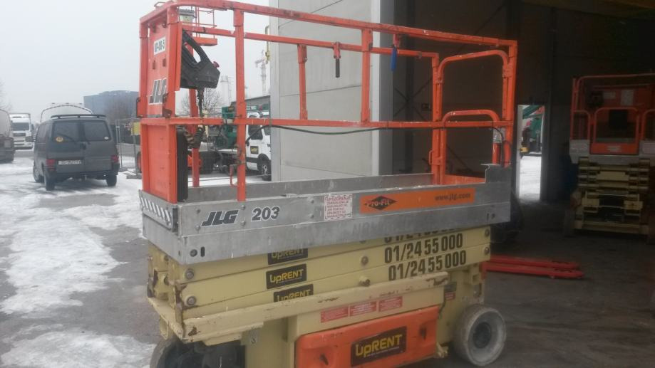 JLG 3246 - رافعات مقصية: صور 2 JLG 3246 - رافعات مقصية: صور 2