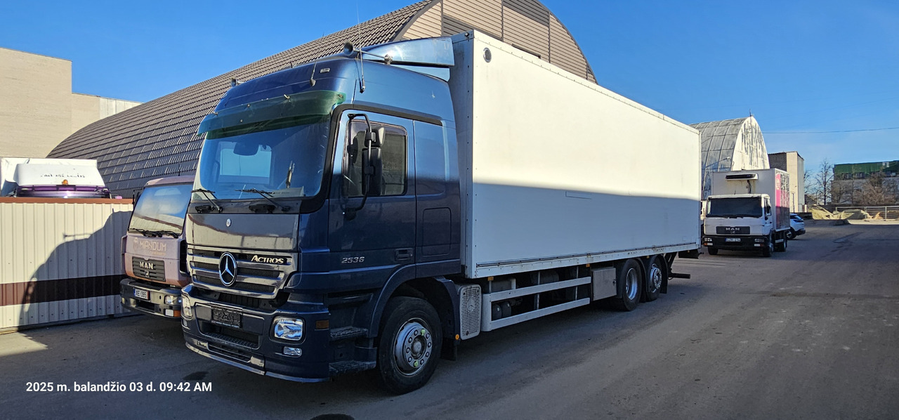 MERCEDES-BENZ Actros 2536 - شاحنة: صور 2 MERCEDES-BENZ Actros 2536 - شاحنة: صور 2