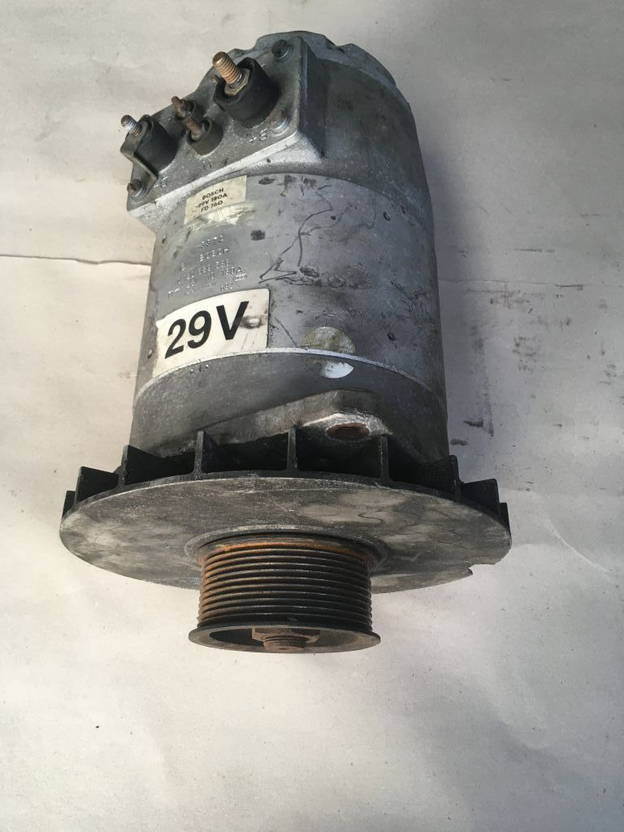 Bosch Bosch Lichtmaschine 180A 28V Bosch 0120689536 Generator Lima 0120689589 - مولد: صور 1 Bosch Bosch Lichtmaschine 180A 28V Bosch 0120689536 Generator Lima 0120689589 - مولد: صور 1