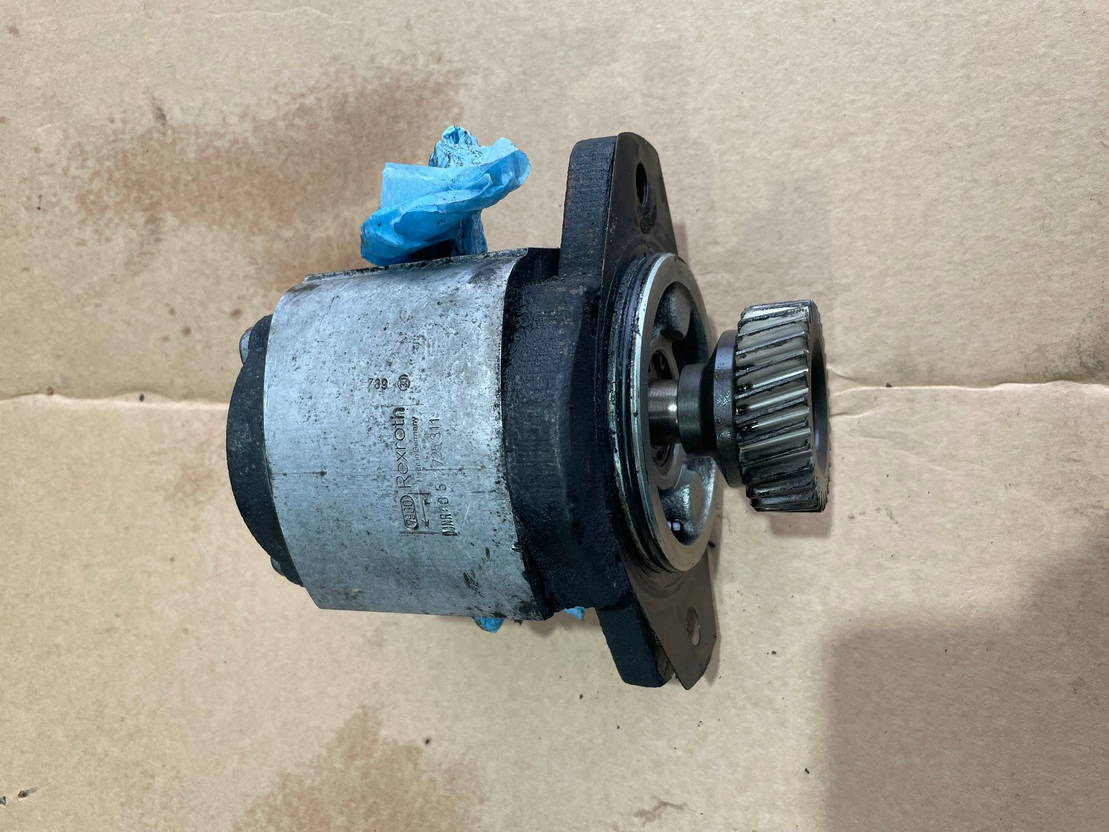 Rexroth Hydraulikpumpe Citaro Rexroth 0517725311 Lüfter Mercedes OM 457 HLA - مضخة هيدروليكية - حافلة: صور 1 Rexroth Hydraulikpumpe Citaro Rexroth 0517725311 Lüfter Mercedes OM 457 HLA - مضخة هيدروليكية - حافلة: صور 1
