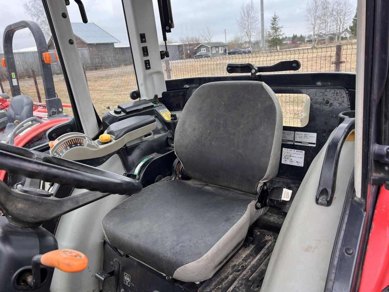 Yanmar EG334 - جرار صغير: صور 3 Yanmar EG334 - جرار صغير: صور 3