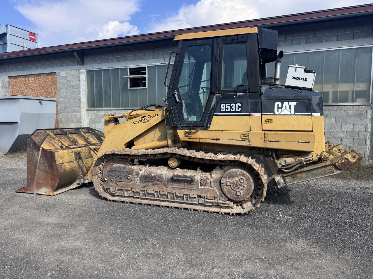 CATERPILLAR 953 C - اللودر المجنزر: صور 2 CATERPILLAR 953 C - اللودر المجنزر: صور 2