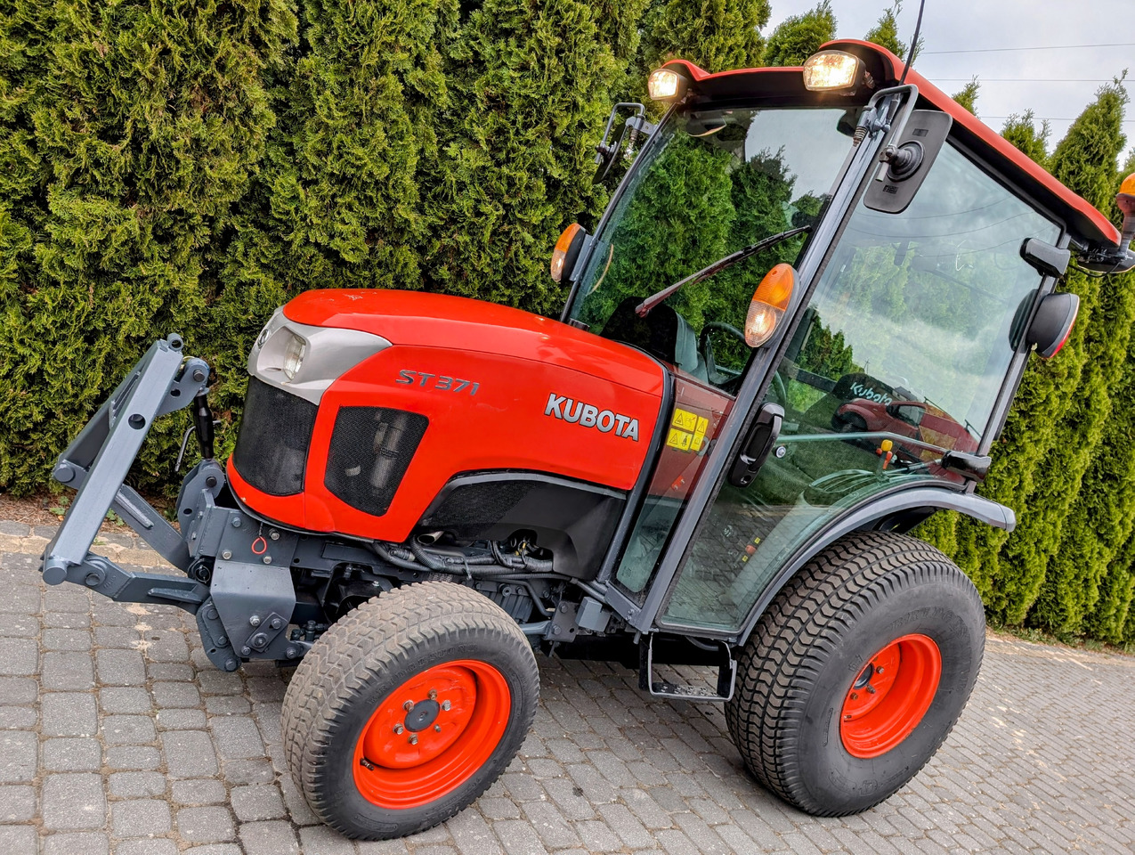 Kubota ST371 - الآلات والماكينات الزراعية: صور 3 Kubota ST371 - الآلات والماكينات الزراعية: صور 3