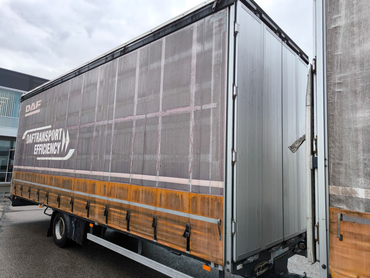 DAF LF 280 FA - شاحنة ستارة: صور 5 DAF LF 280 FA - شاحنة ستارة: صور 5