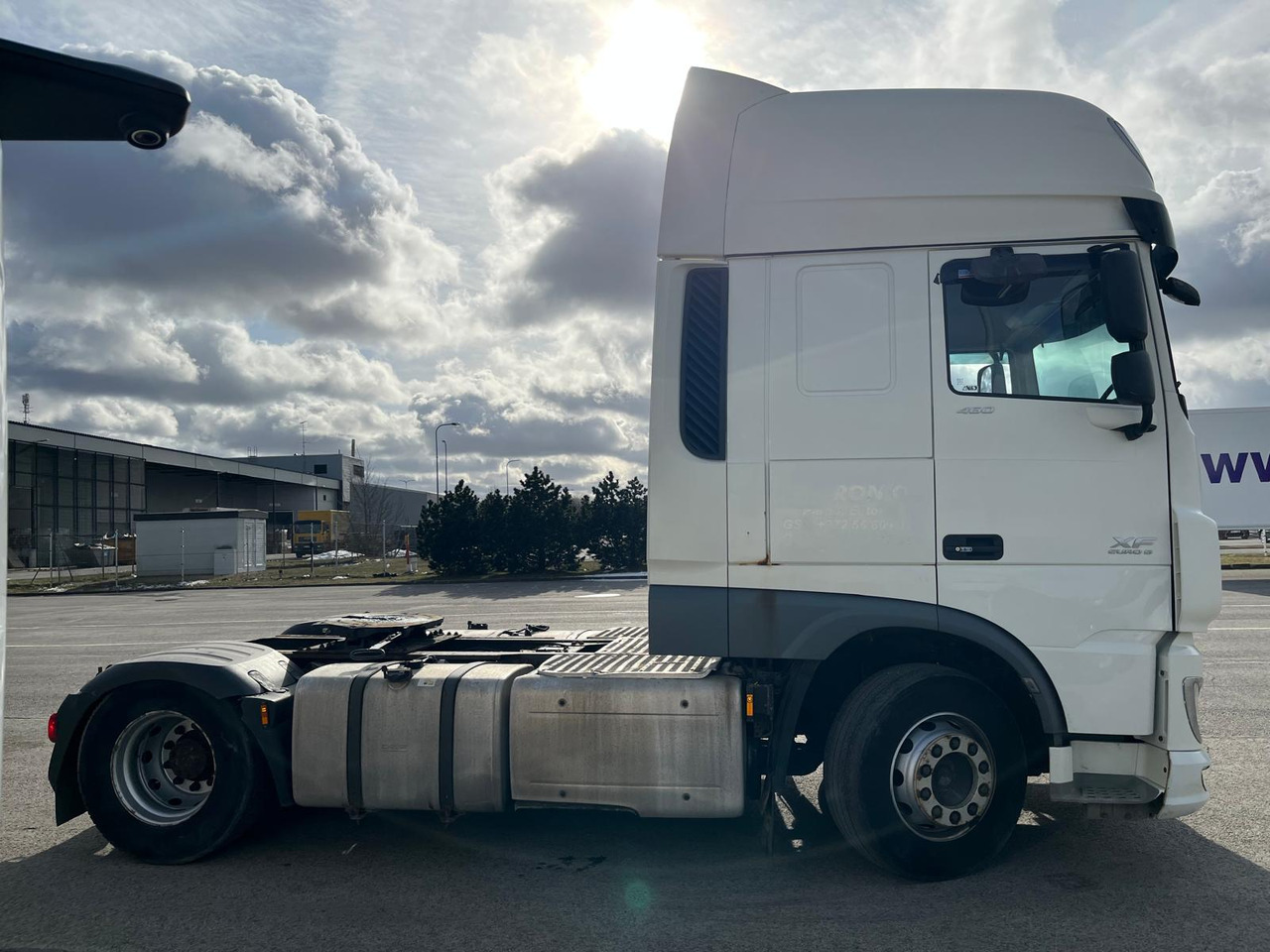 DAF XF460FT Manual - شاحنة جرار: صور 4 DAF XF460FT Manual - شاحنة جرار: صور 4