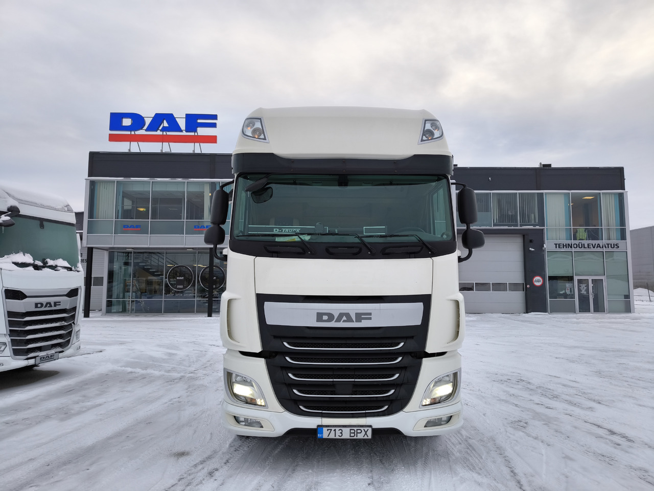 DAF XF460FT - شاحنة جرار: صور 2 DAF XF460FT - شاحنة جرار: صور 2