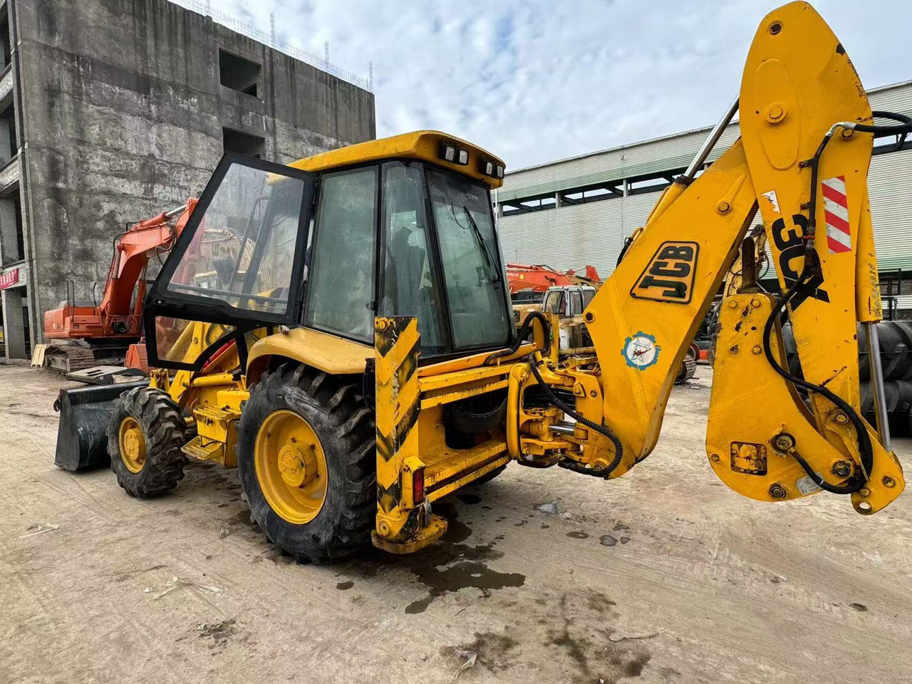JCB 3CX - حفار متعدد الاستخدام: صور 2 JCB 3CX - حفار متعدد الاستخدام: صور 2