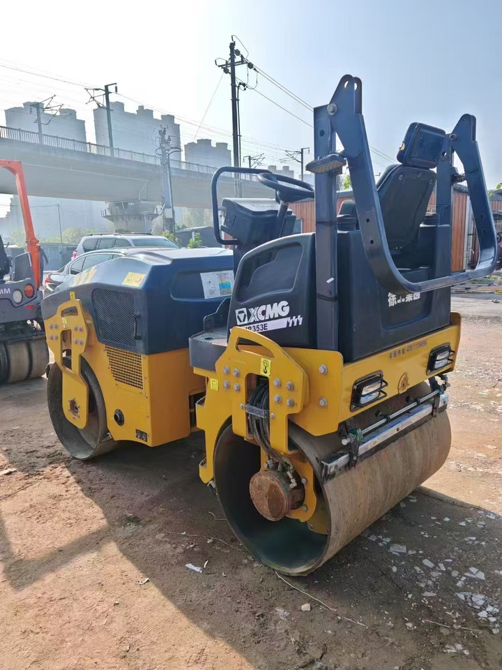 XCMG XMR353E - مداحل الأسفلت الصغيرة: صور 5 XCMG XMR353E - مداحل الأسفلت الصغيرة: صور 5
