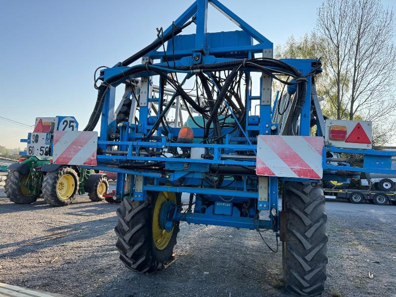 BERTHOUD MAXXOR 40 - آلة الرش المقطورة: صور 2 BERTHOUD MAXXOR 40 - آلة الرش المقطورة: صور 2