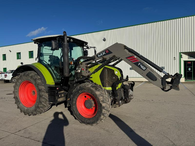 CLAAS ARION 520 - جرار: صور 3 CLAAS ARION 520 - جرار: صور 3