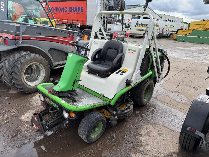 ETESIA HYDRO124D - جزازة المروج: صور 1 ETESIA HYDRO124D - جزازة المروج: صور 1