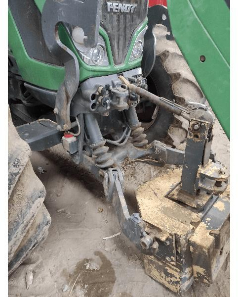 FENDT 724 POMER - جرار: صور 5 FENDT 724 POMER - جرار: صور 5