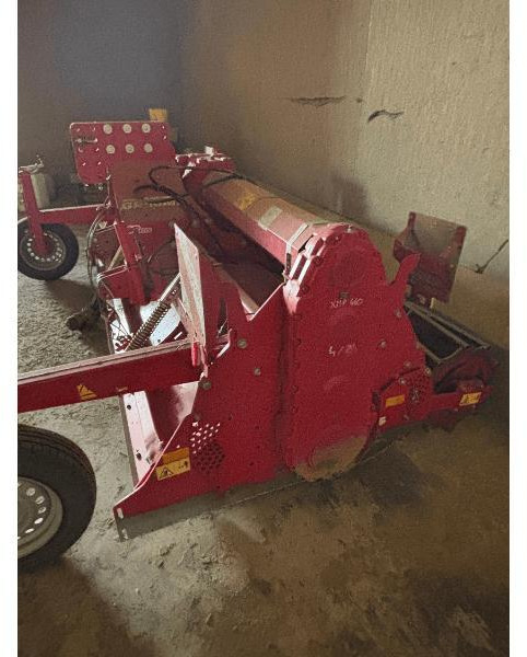 GRIMME GR300 - معدات زراعة وحصاد البطاطس: صور 3 GRIMME GR300 - معدات زراعة وحصاد البطاطس: صور 3