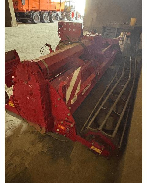 GRIMME GR300 - معدات زراعة وحصاد البطاطس: صور 2 GRIMME GR300 - معدات زراعة وحصاد البطاطس: صور 2