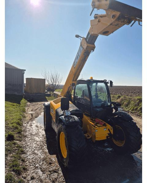 JCB 531-70 AGRISUPER - رافعة تلسكوبية: صور 1 JCB 531-70 AGRISUPER - رافعة تلسكوبية: صور 1