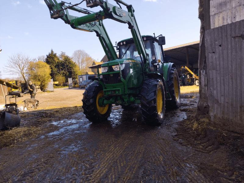 JOHN DEERE 6115M - جرار: صور 2 JOHN DEERE 6115M - جرار: صور 2