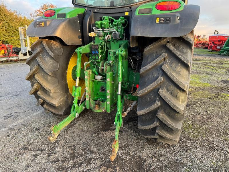 JOHN DEERE 6155R - جرار: صور 5 JOHN DEERE 6155R - جرار: صور 5