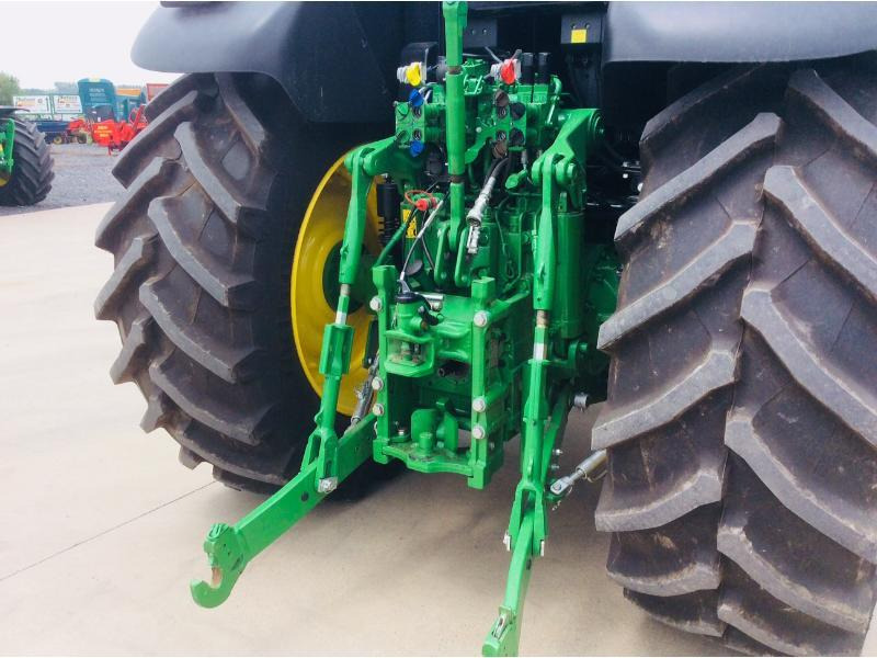 JOHN DEERE 6175M - جرار: صور 5 JOHN DEERE 6175M - جرار: صور 5
