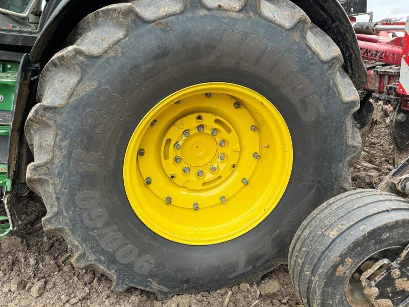 JOHN DEERE 6R250 - جرار: صور 5 JOHN DEERE 6R250 - جرار: صور 5