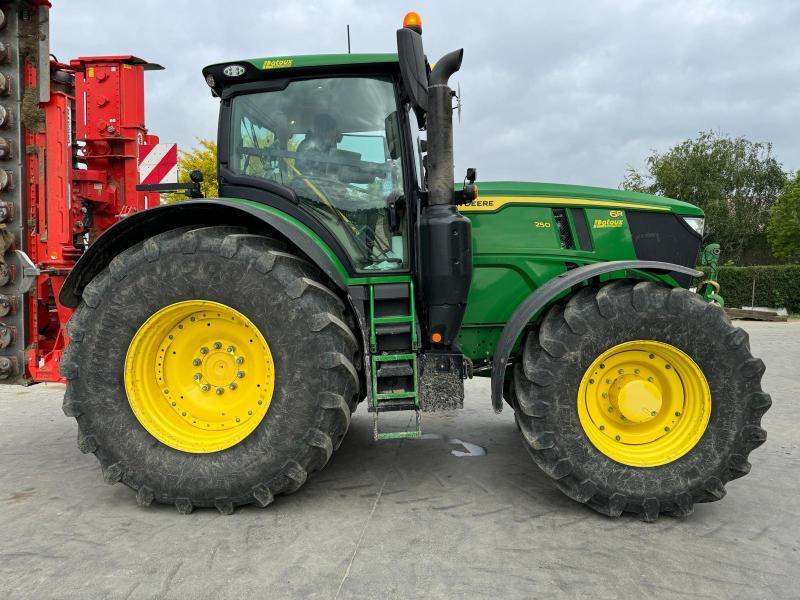 JOHN DEERE 6R250 - جرار: صور 3 JOHN DEERE 6R250 - جرار: صور 3