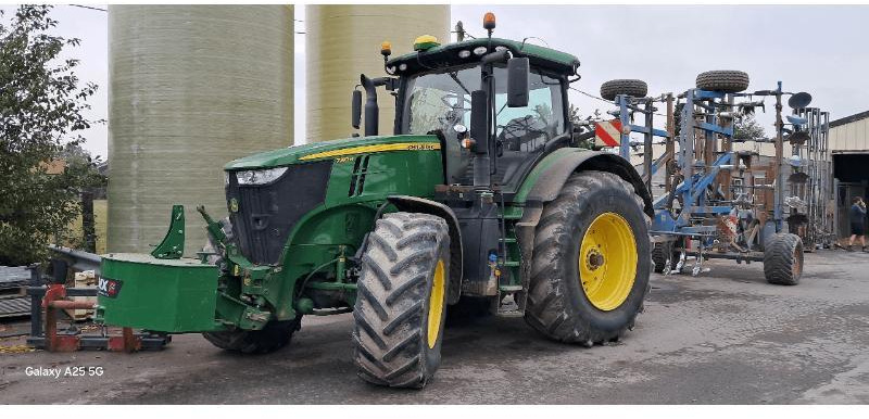 JOHN DEERE 7310R - جرار: صور 1 JOHN DEERE 7310R - جرار: صور 1