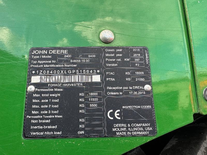 JOHN DEERE 8400 - حصادة الأعلاف: صور 4 JOHN DEERE 8400 - حصادة الأعلاف: صور 4