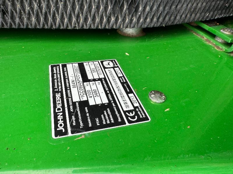 مكبس القش الدائري JOHN DEERE 864: صور 7