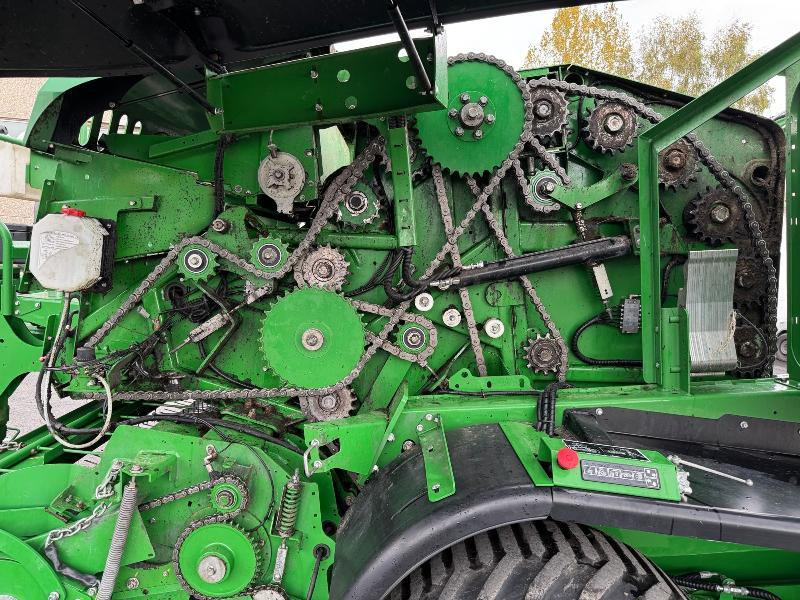 معدة تغليف البالات JOHN DEERE C441R: صور 6