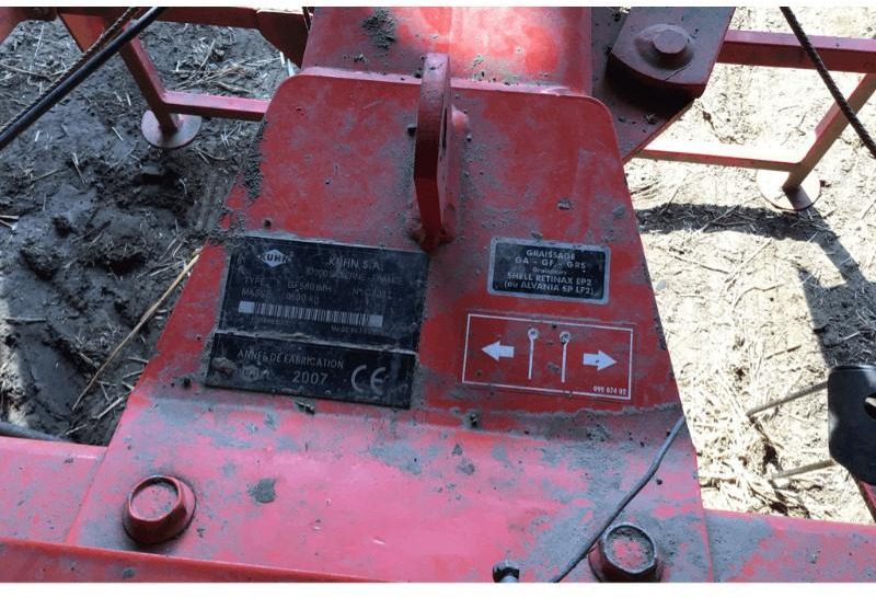 KUHN GF5801 - لمّامَة القش: صور 3 KUHN GF5801 - لمّامَة القش: صور 3