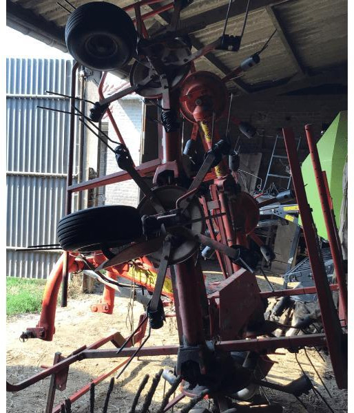 KUHN GF5801 - لمّامَة القش: صور 4 KUHN GF5801 - لمّامَة القش: صور 4