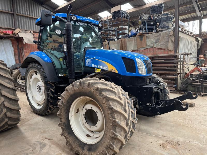 NEW-HOLLAND T6030 - جرار: صور 2 NEW-HOLLAND T6030 - جرار: صور 2