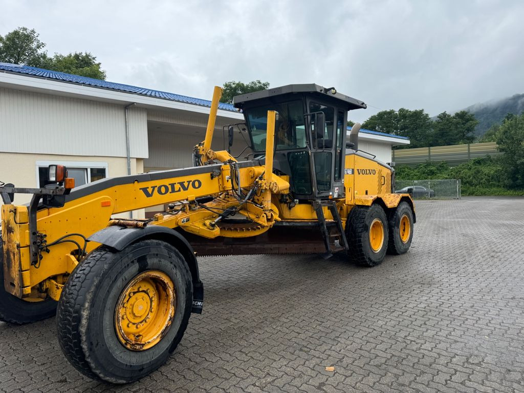 Volvo G746B Volvo G746B - آلة تسوية الأرض: صور 5 Volvo G746B Volvo G746B - آلة تسوية الأرض: صور 5