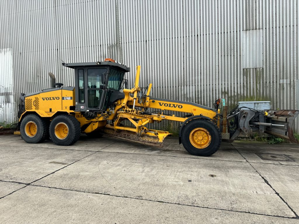 Volvo G746B Volvo G746B - آلة تسوية الأرض: صور 2 Volvo G746B Volvo G746B - آلة تسوية الأرض: صور 2