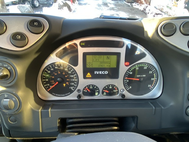 شاحنة نقل سيارات شاحنة لنقل البضائع الحرة IVECO EuroCargo 90E220: صور 15 شاحنة نقل سيارات شاحنة لنقل البضائع الحرة IVECO EuroCargo 90E220: صور 15