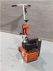 Husqvarna CG 200E - معدات البناء: صور 1 Husqvarna CG 200E - معدات البناء: صور 1