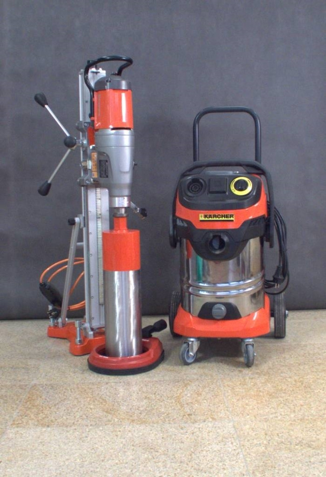 Husqvarna DM430 WD6 - معدات البناء: صور 1 Husqvarna DM430 WD6 - معدات البناء: صور 1