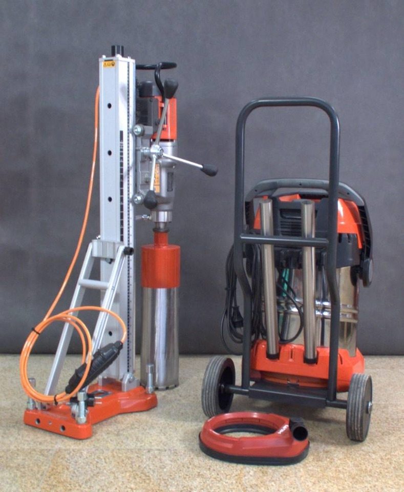 Husqvarna DM430 WD6 - معدات البناء: صور 3 Husqvarna DM430 WD6 - معدات البناء: صور 3
