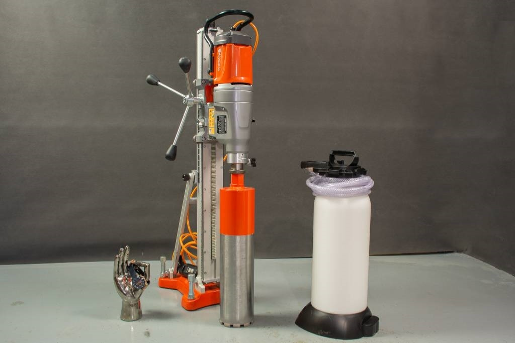 Husqvarna DM430 WT10 - معدات البناء: صور 1 Husqvarna DM430 WT10 - معدات البناء: صور 1