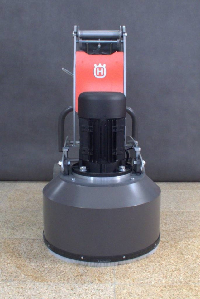 Husqvarna PG444 - معدات البناء: صور 5 Husqvarna PG444 - معدات البناء: صور 5