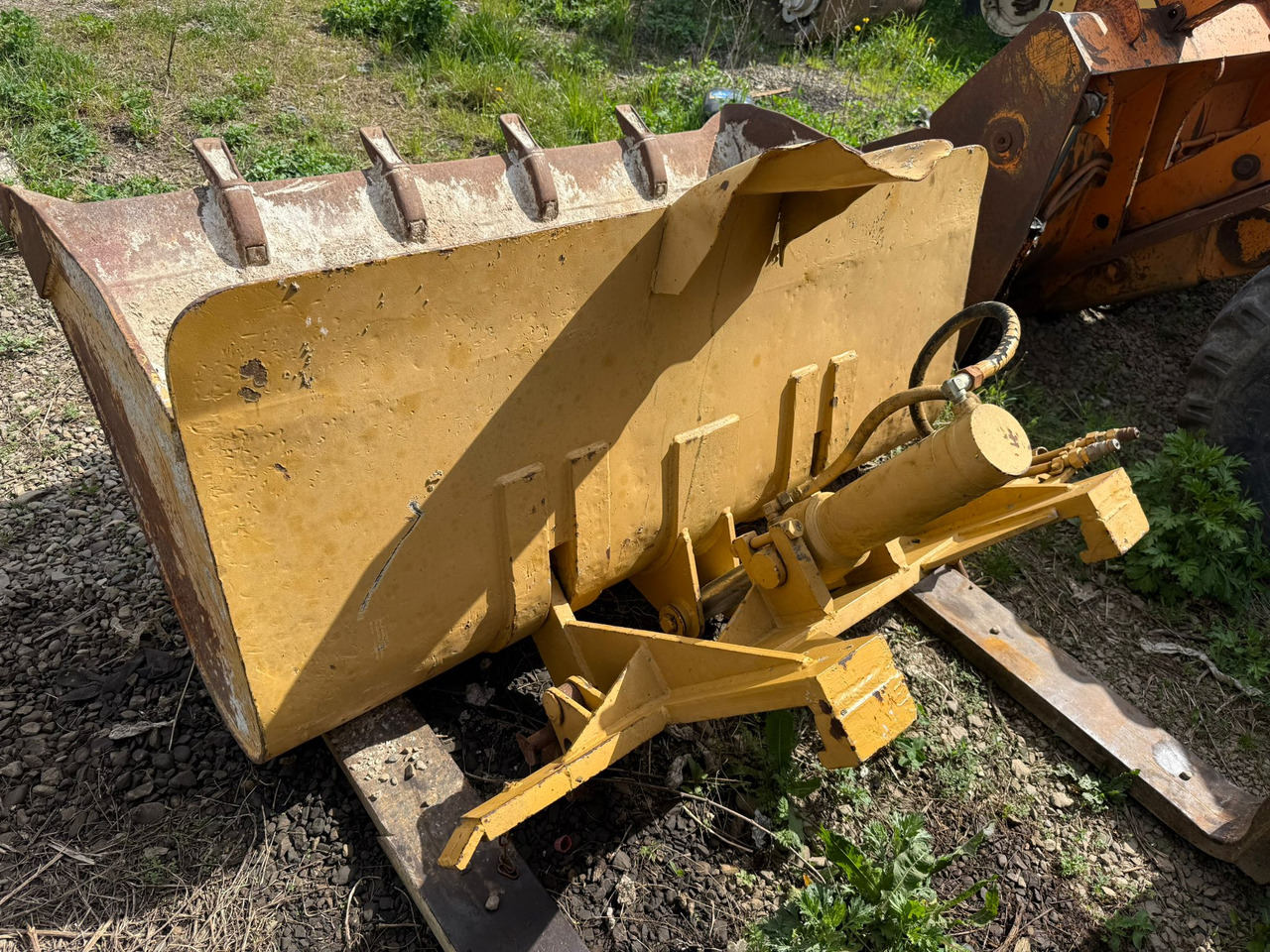 BROBUS BH40 STACKER - شاحنات الطرق الوعرة: صور 2 BROBUS BH40 STACKER - شاحنات الطرق الوعرة: صور 2