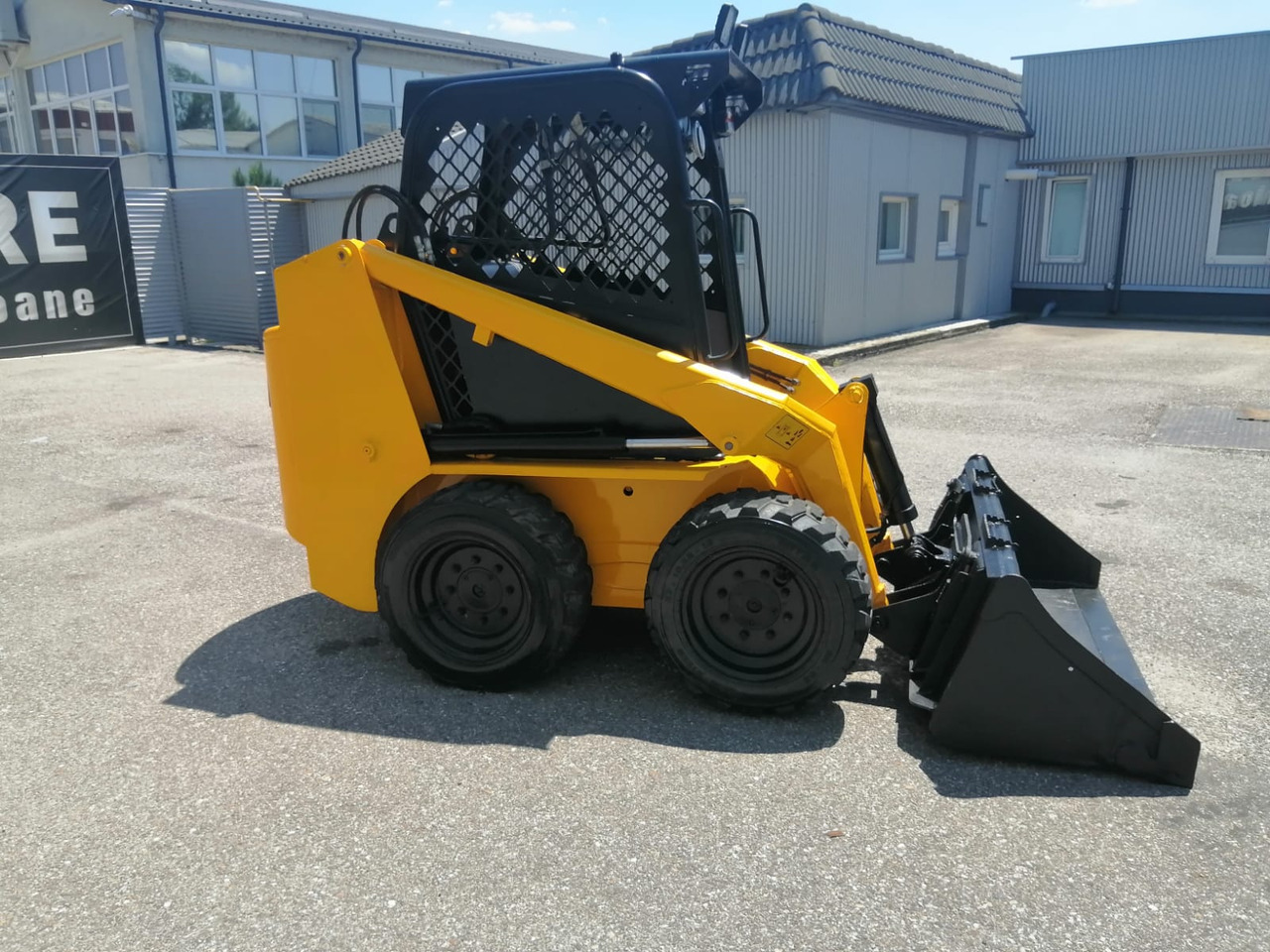 تأجير  Bobcat SKID TYRE FRONT LOADER RAM ITALY Bobcat SKID TYRE FRONT LOADER RAM ITALY: صور 11