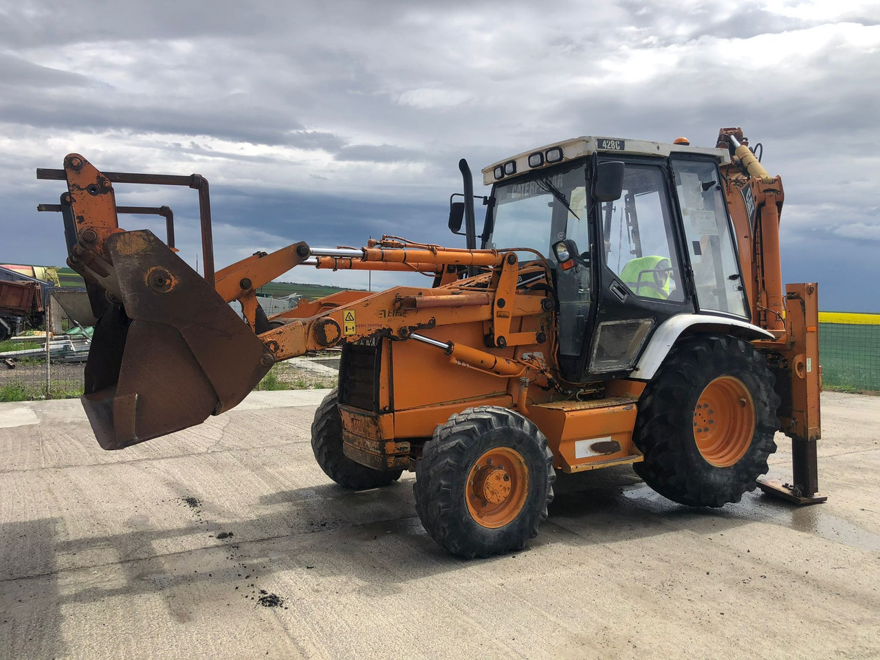 حفار متعدد الاستخدام CATERPILLAR 428 C TERRACING EQUIPMENT BULLDOEXCAVATOR: صور 7