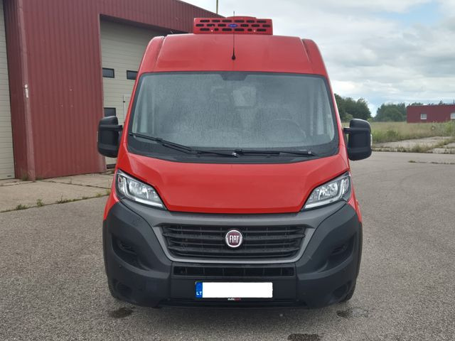 Fiat Ducato Refrigerated Van - الشاحنات الصغيرة المبردة: صور 2 Fiat Ducato Refrigerated Van - الشاحنات الصغيرة المبردة: صور 2